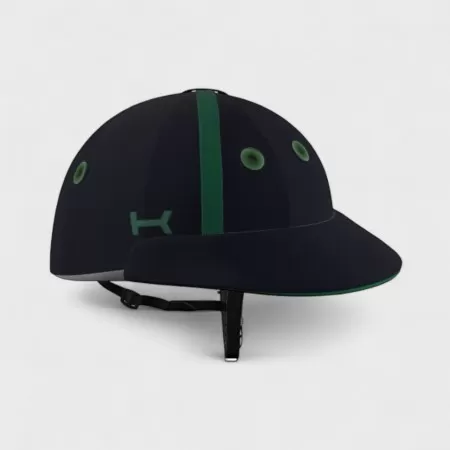 Casco de Polo Negro con Franja y Detalles Verdes Casco de Polo Negro con Franja y Detalles Verdes